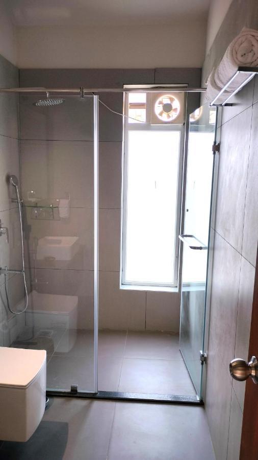 V Hotels And Resorts Chirala 外观 照片